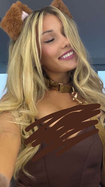 🔥 Breckie hill  page leaked private photo uncensored full