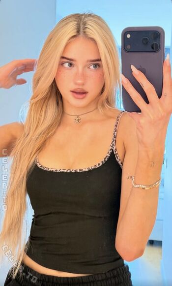 🔥 Honeypuu  page leaked private photo uncensored full