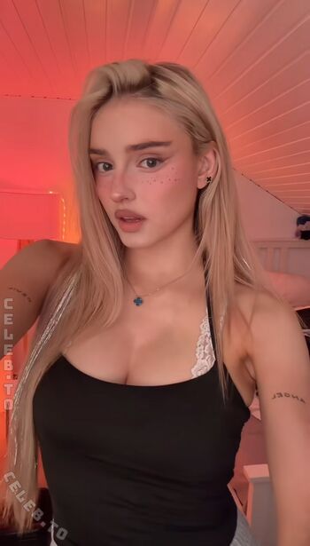 🔥 Honeypuu  page leaked private photo uncensored full