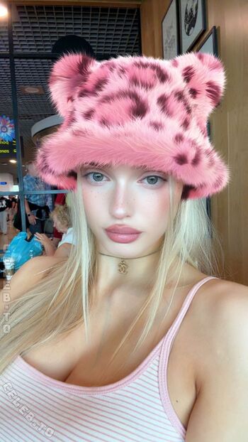 🔥 Honeypuu leaked private photo uncensored full