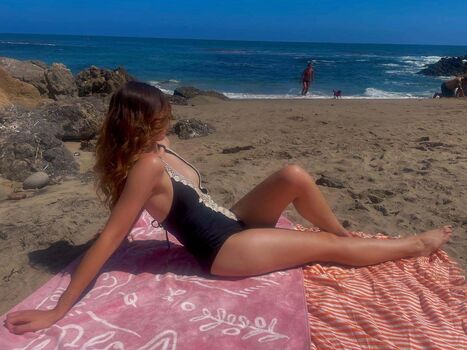 🔥 Nicole maines leaked private photo uncensored full