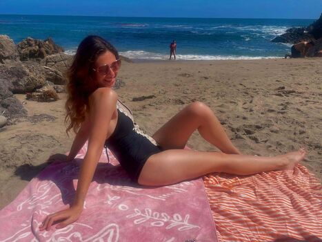 🔥 Nicole maines leaked private photo uncensored full