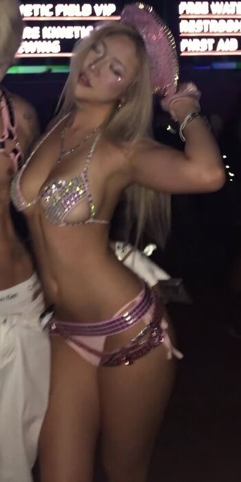 🔥 Sarachaee leaked private photo uncensored full