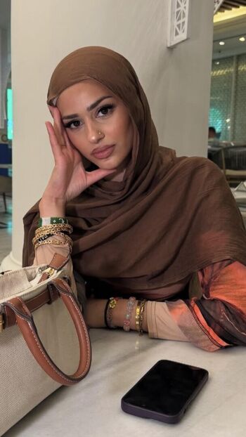 🔥 Sisterhood leaked private photo uncensored full